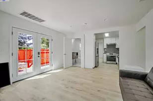 3920 Gravenstein Hwy, Sebastopol, CA 95472 - Photo 10