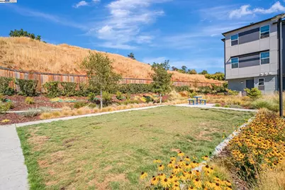 675 Delve Ct, Hayward, CA 94544 - Photo 34