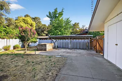 20521 Upper Hillview Dr, Sonora, CA 95370 - Photo 6