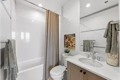 1660 Clement Avenue, Alameda, CA 94501 - Photo 18