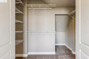 6443 Blue Rock Ct, Oakland, CA 94605 - Photo 26