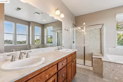 6443 Blue Rock Ct., Oakland, CA 94605 - Photo 24
