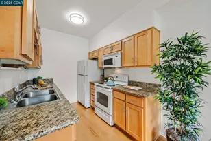 131 Bayside Ct, Richmond, CA 94804 - Photo 12