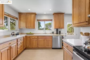 5665 Victoria Ln, Livermore, CA 94550 - Photo 10