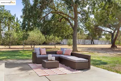 5665 Victoria Ln, Livermore, CA 94550 - Photo 30