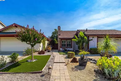 943 Coral Ridge Cir, Rodeo, CA 94572 - Photo 4