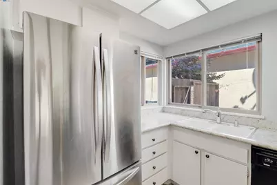 943 Coral Ridge Cir, Rodeo, CA 94572 - Photo 26