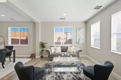 536 Aster St, Vacaville, CA 95688 - Photo 14