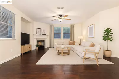 11 Pinenut Ct, Oakley, CA 94561 - Photo 20