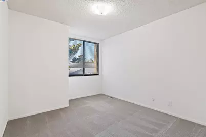 3334 Solomon Ln, Alameda, CA 94502 - Photo 32