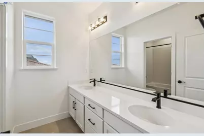 373 Gobind Blvd, Mountain House, CA 95391 - Photo 18