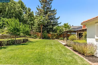 785 Bloching Cir, Clayton, CA 94517 - Photo 32