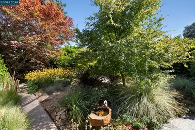 275 Gil Blas Rd, Danville, CA 94526 - Photo 38