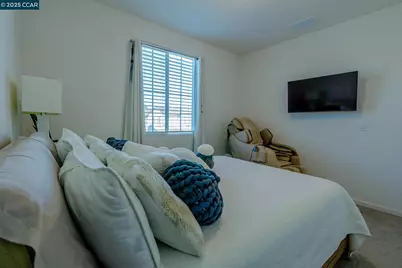 1412 Sanctuary St, Pittsburg, CA 94565 - Photo 42