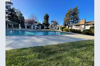 2416 Shadow Ln #74, Antioch, CA 94509 - Photo 16