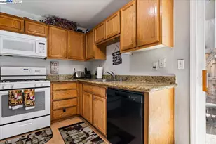 1354 Callen St, Vacaville, CA 95688 - Photo 12