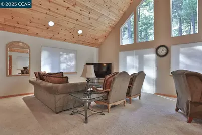 2883 Chinook Way, Dorrington, CA 95223 - Photo 4