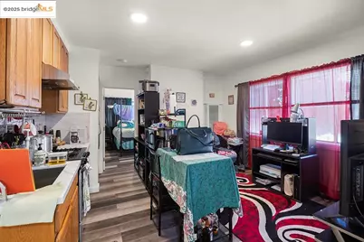 2004 27th Ave, Oakland, CA 94601 - Photo 10