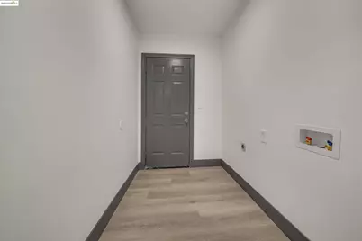 1604 57th Ave, Oakland, CA 94621 - Photo 18