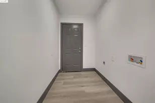 1604 57th Ave, Oakland, CA 94621 - Photo 18