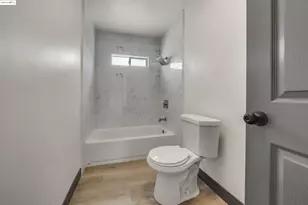 1604 57th Ave, Oakland, CA 94621 - Photo 12