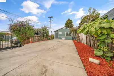 1604 57th Ave, Oakland, CA 94621 - Photo 22