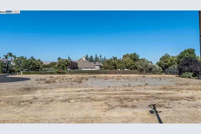 8485 Ranch Rd, Tracy, CA 95304 - Photo 10