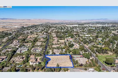 8485 Ranch Rd, Tracy, CA 95304 - Photo 14