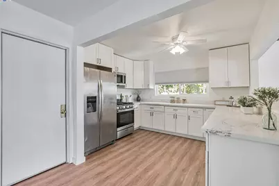 2884 Rose St, Stockton, CA 95203 - Photo 28