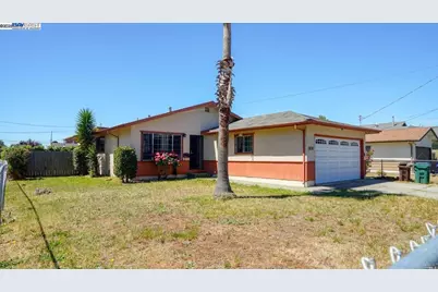 2626 Maine Ave, Richmond, CA 94804 - Photo 1