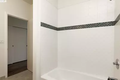 1565 32nd Street #4, Oakland, CA 94608 - Photo 22