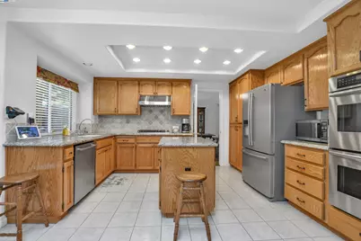 4528 Fallow Way, Antioch, CA 94509 - Photo 18