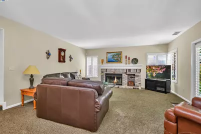 4528 Fallow Way, Antioch, CA 94509 - Photo 14