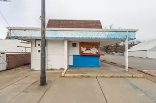 1081 Main St, Weaverville, CA 96093 - Photo 6