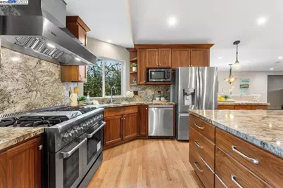 5268 Keeler Ct, Fremont, CA 94536 - Photo 8