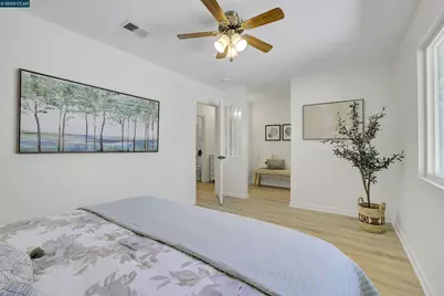 1356 Del Rio Cir #D, Concord, CA 94518 - Photo 18