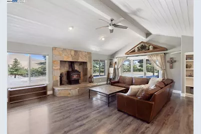 8191 Highland Rd, Livermore, CA 94551 - Photo 18