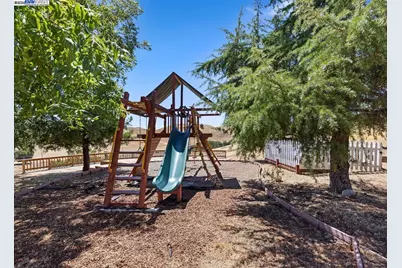 8191 Highland Rd, Livermore, CA 94551 - Photo 44