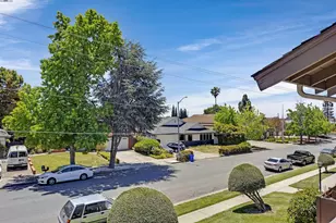 136 Hackamore Ln, Fremont, CA 94539 - Photo 4