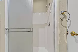 136 Hackamore Ln, Fremont, CA 94539 - Photo 20