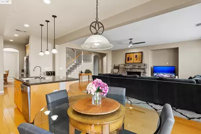 5282 Fern Ridge Cir, Discovery Bay, CA 94505 - Photo 10