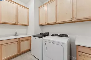 1058 Bradbury Dr, Discovery Bay, CA 94505 - Photo 8