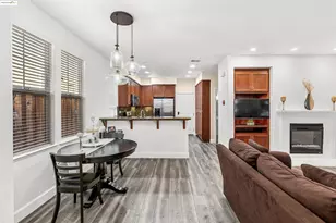 206 Hamlin Loop, Walnut Creek, CA 94598 - Photo 4