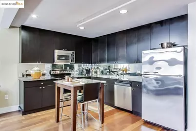 311 Oak St #337, Oakland, CA 94607 - Photo 20