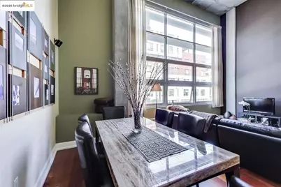 311 Oak St #337, Oakland, CA 94607 - Photo 2