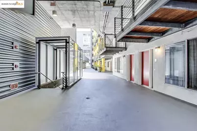 311 Oak St #337, Oakland, CA 94607 - Photo 32