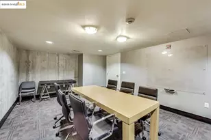 311 Oak St, Oakland, CA 94607 - Photo 38