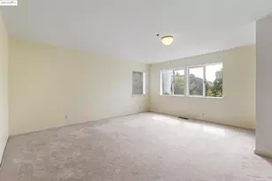 2745 Butters Dr, Oakland, CA 94602 - Photo 14