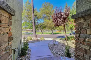 531 Half Moon Ct, Discovery Bay, CA 94505 - Photo 2