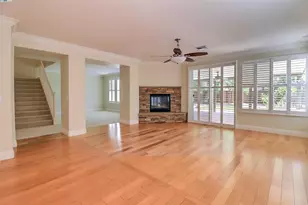 531 Half Moon Ct, Discovery Bay, CA 94505 - Photo 16